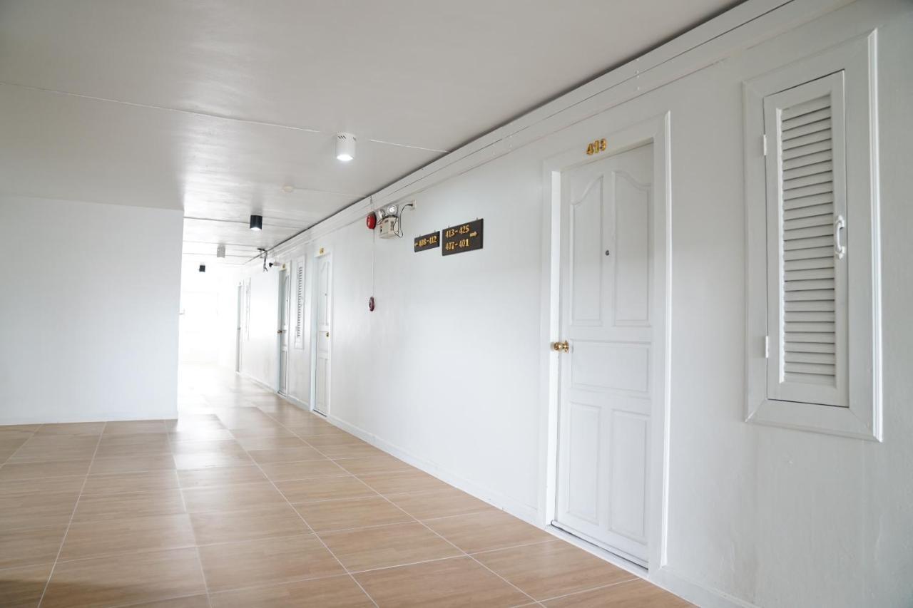 View Place Hotel & Residence Bangkok Exterior photo
